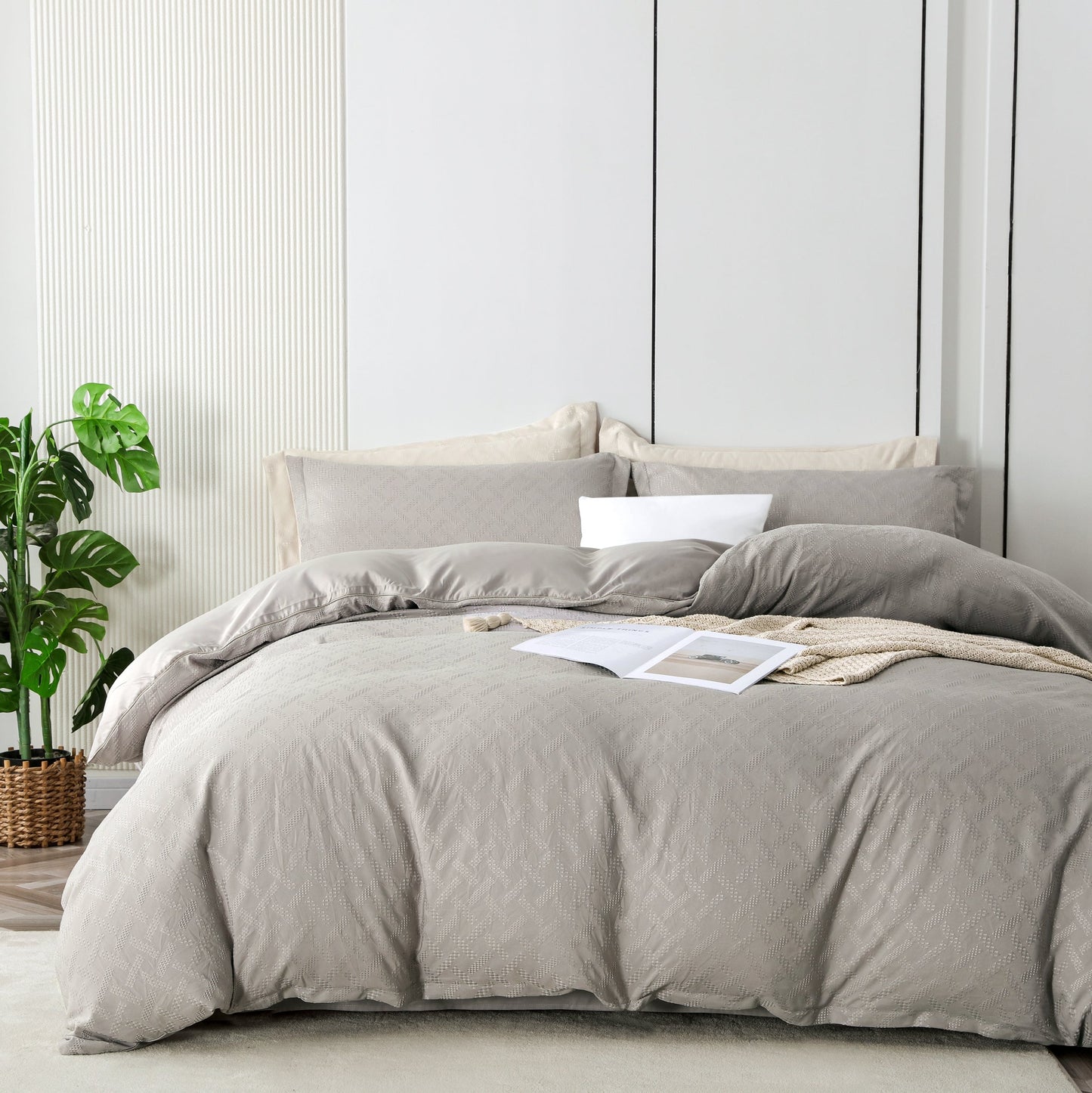 Nova Duvet Set