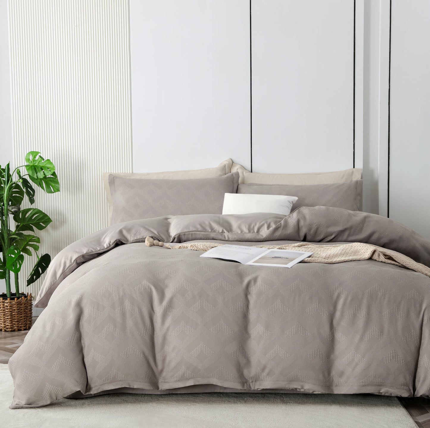 Nova Duvet Set