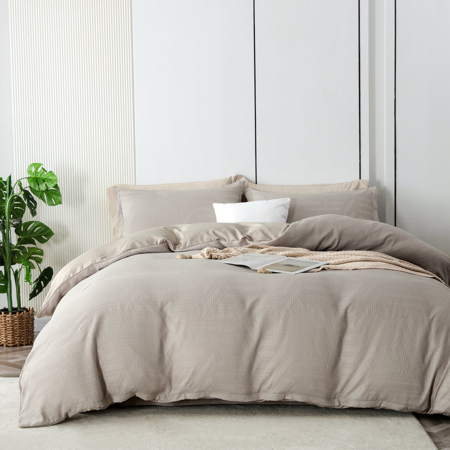 Nova Duvet Set