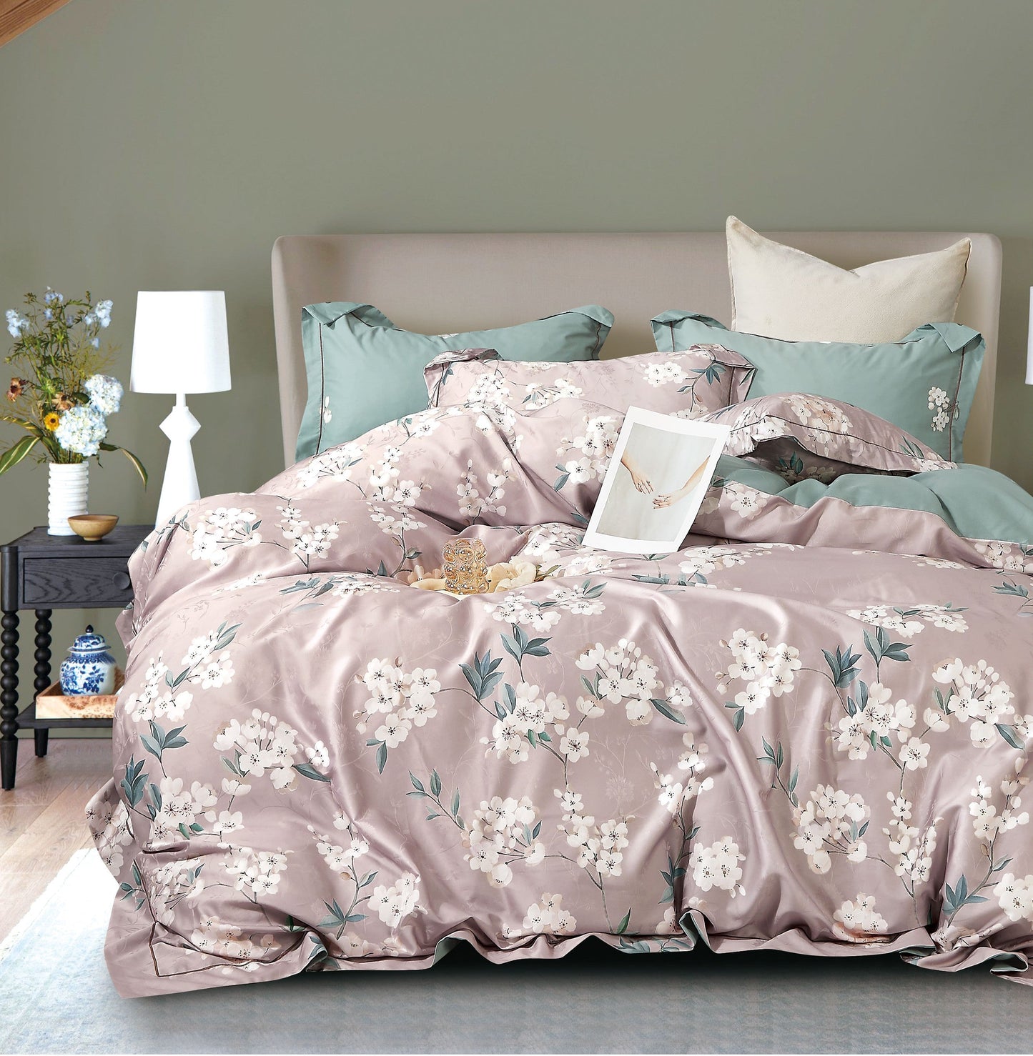 Clifton Bedsheet Set