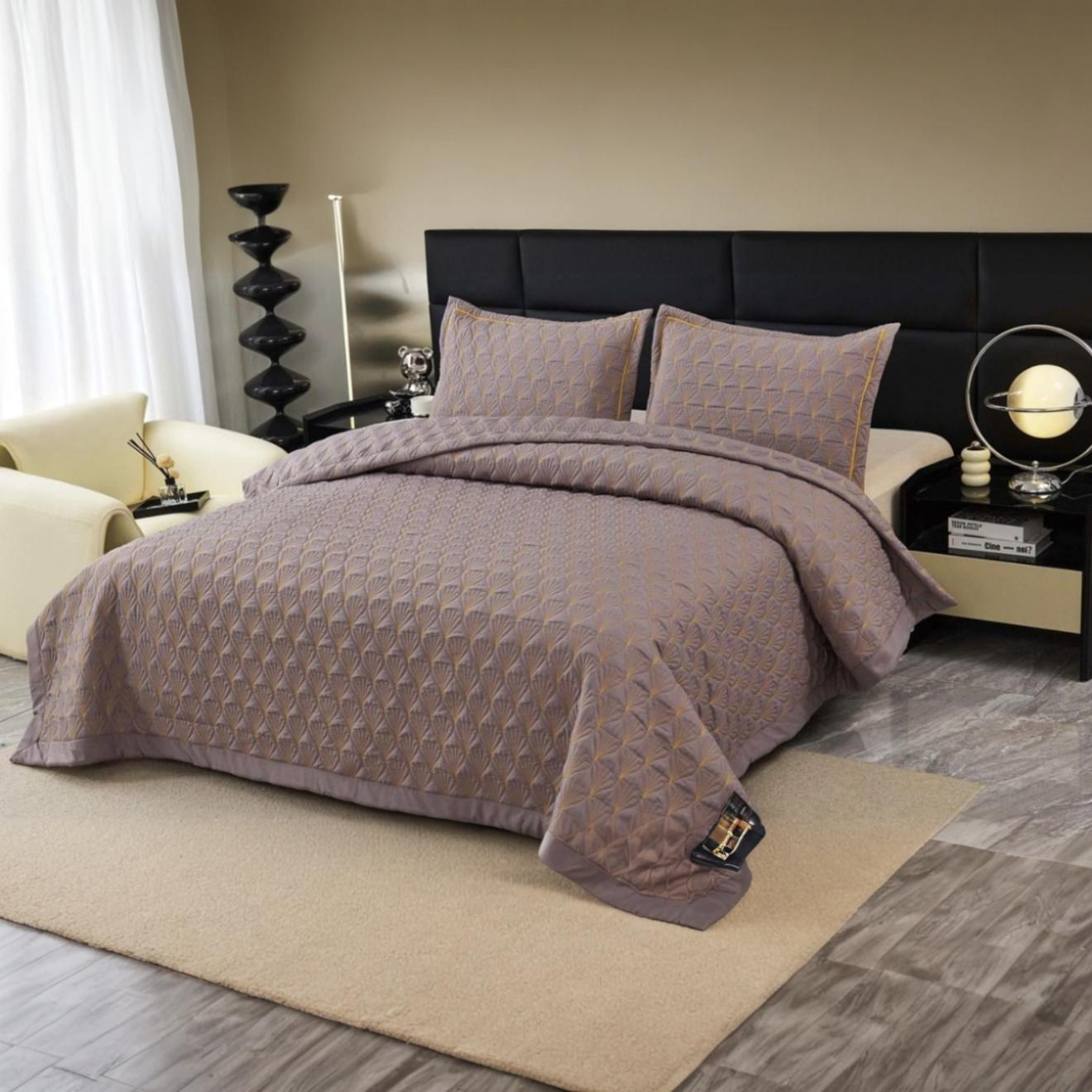 Varay Bedcover