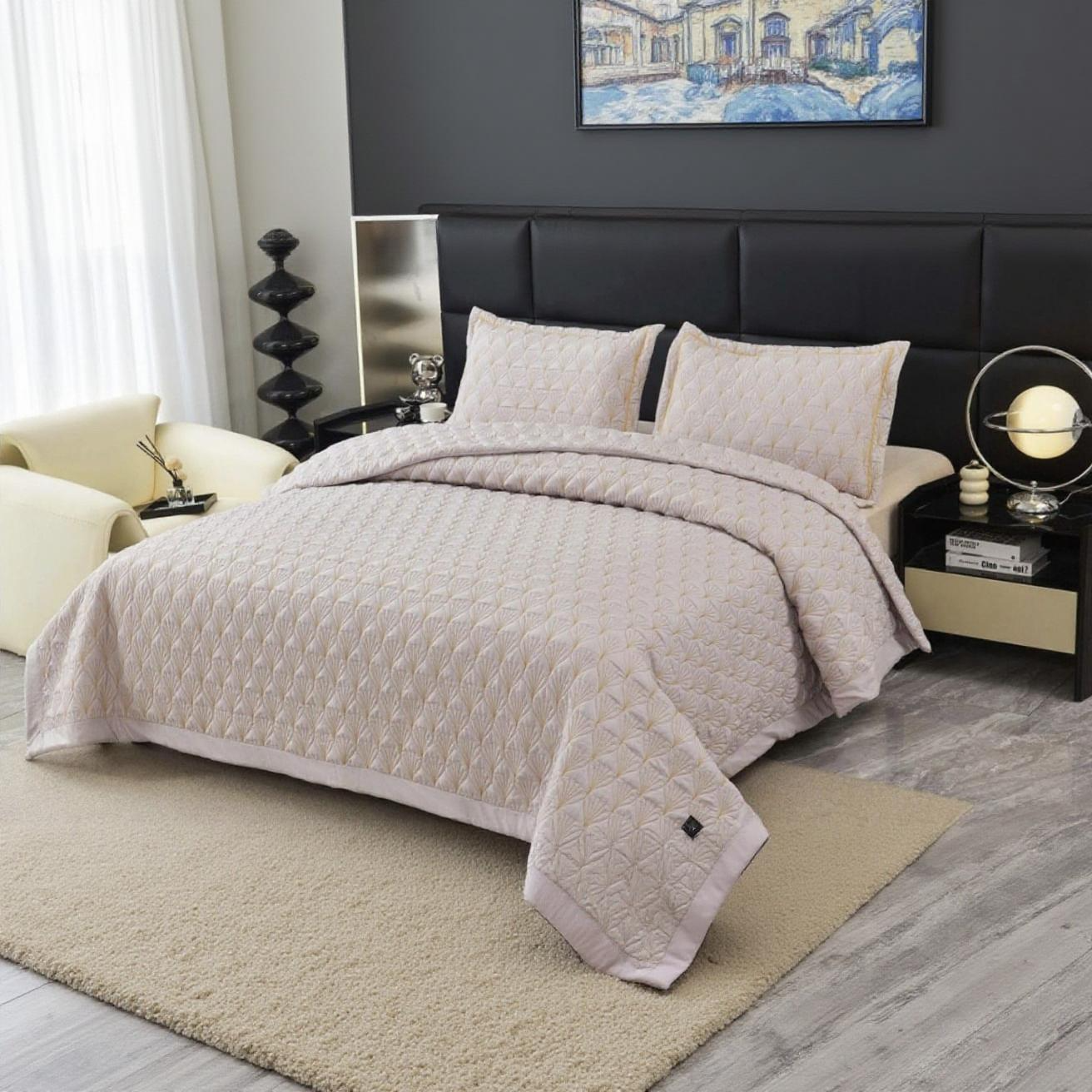 Varay Bedcover