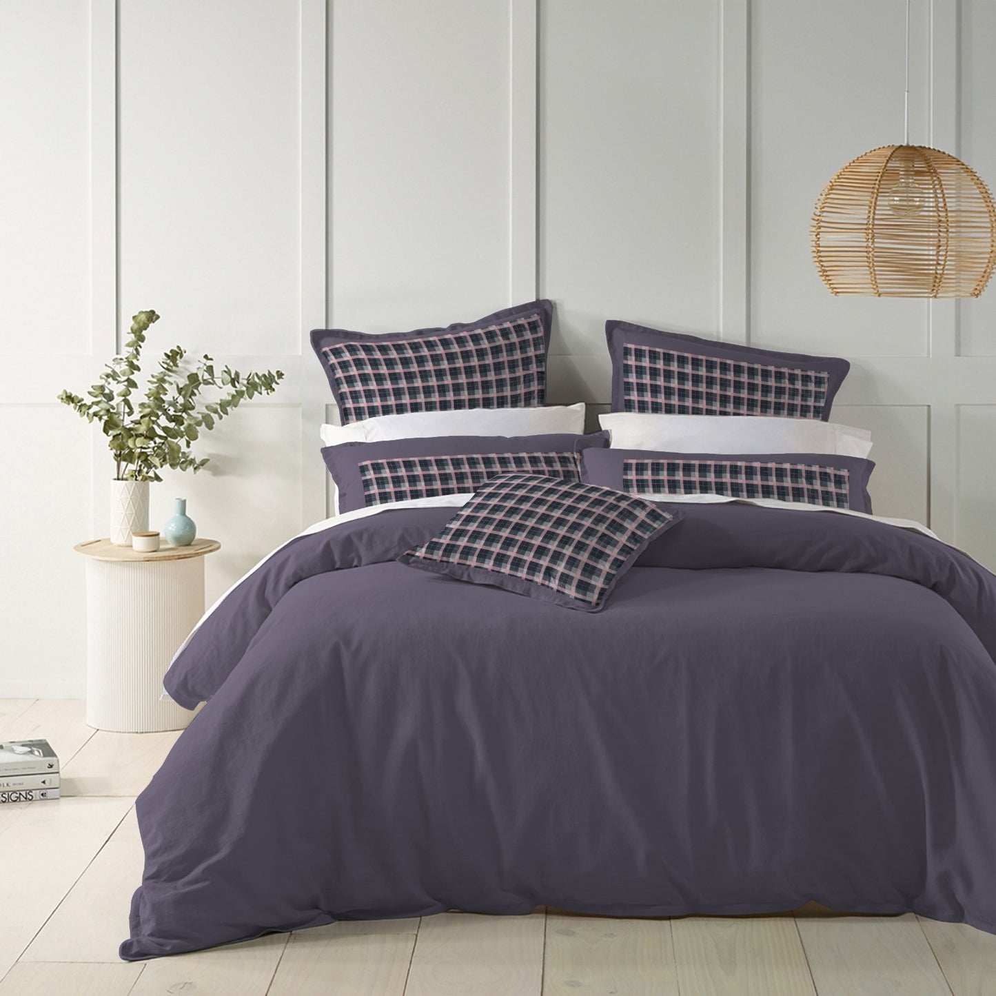 Allison Bedsheet Set