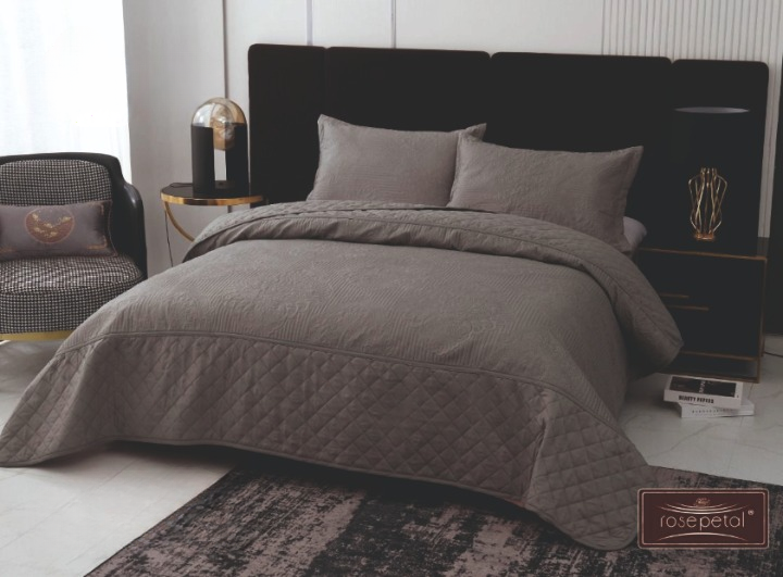 Benita Bedcover