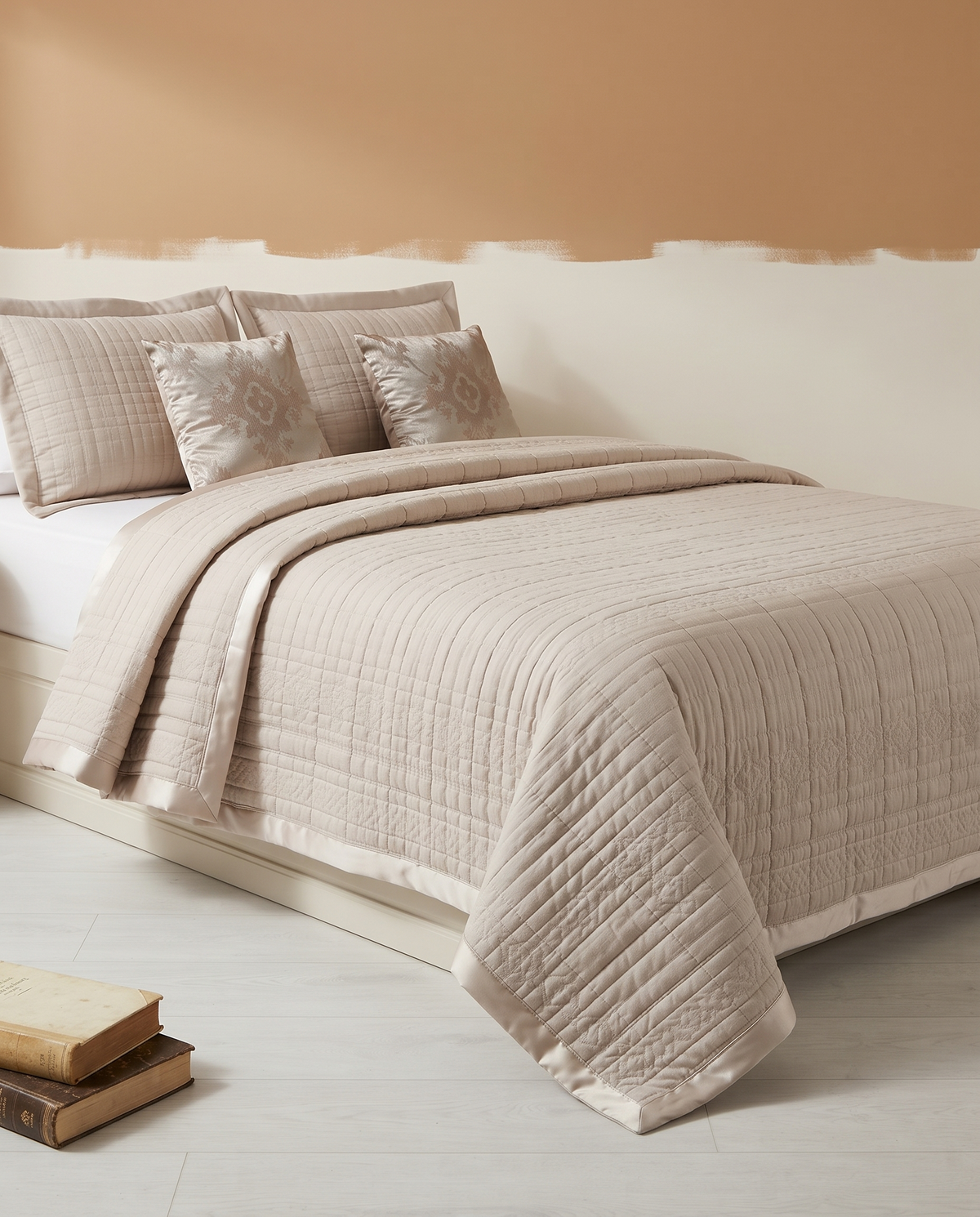Carlos Premium Bedcover Set