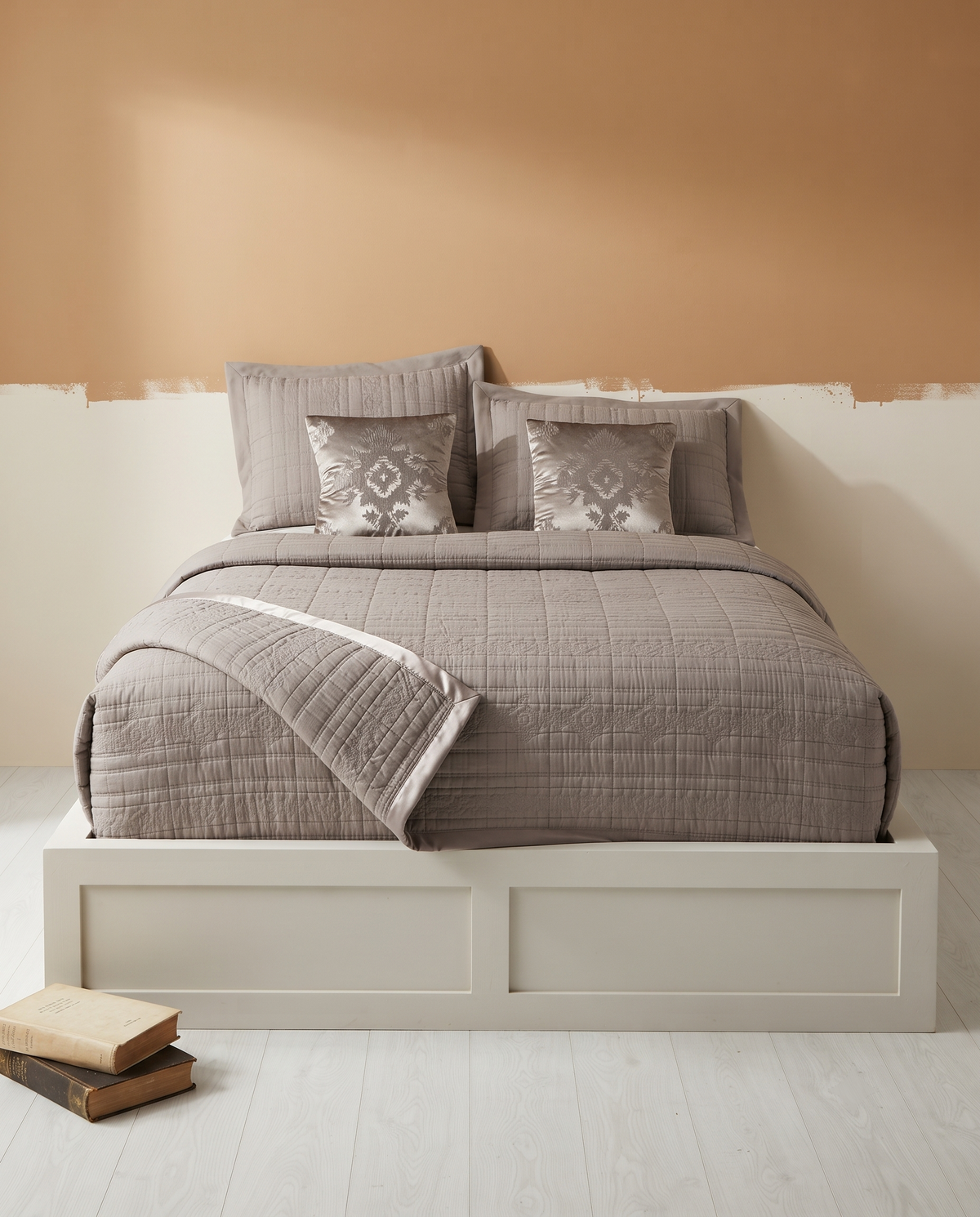 Carlos Premium Bedcover Set