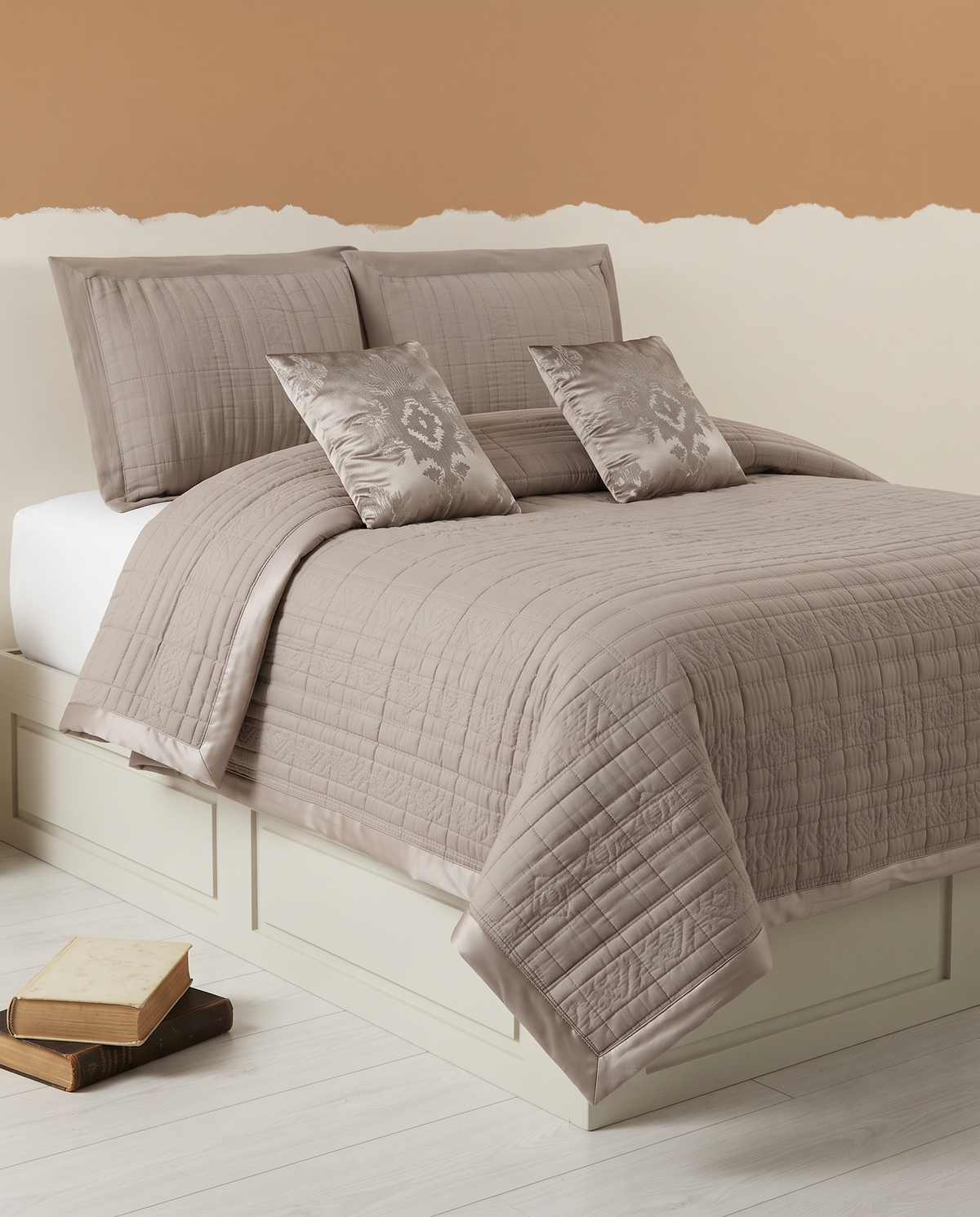 Carlos Premium Bedcover Set