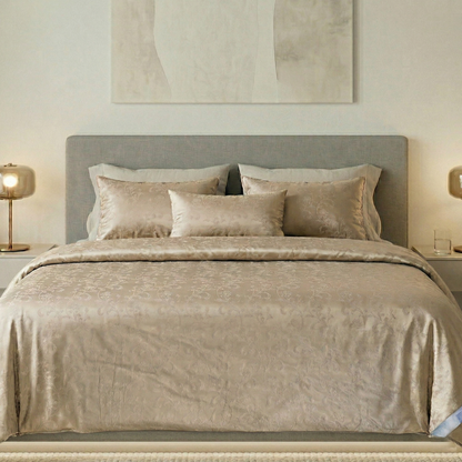 Nesta Luxury Summer Comforter Set