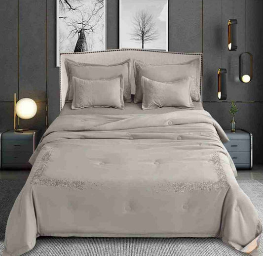 Aero Luxury Summer Comforter Set