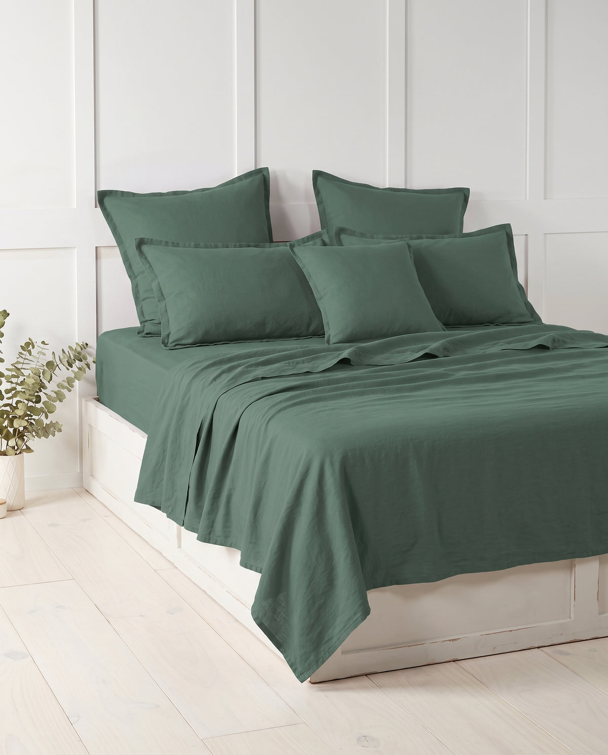 Essentials Bedsheet Set