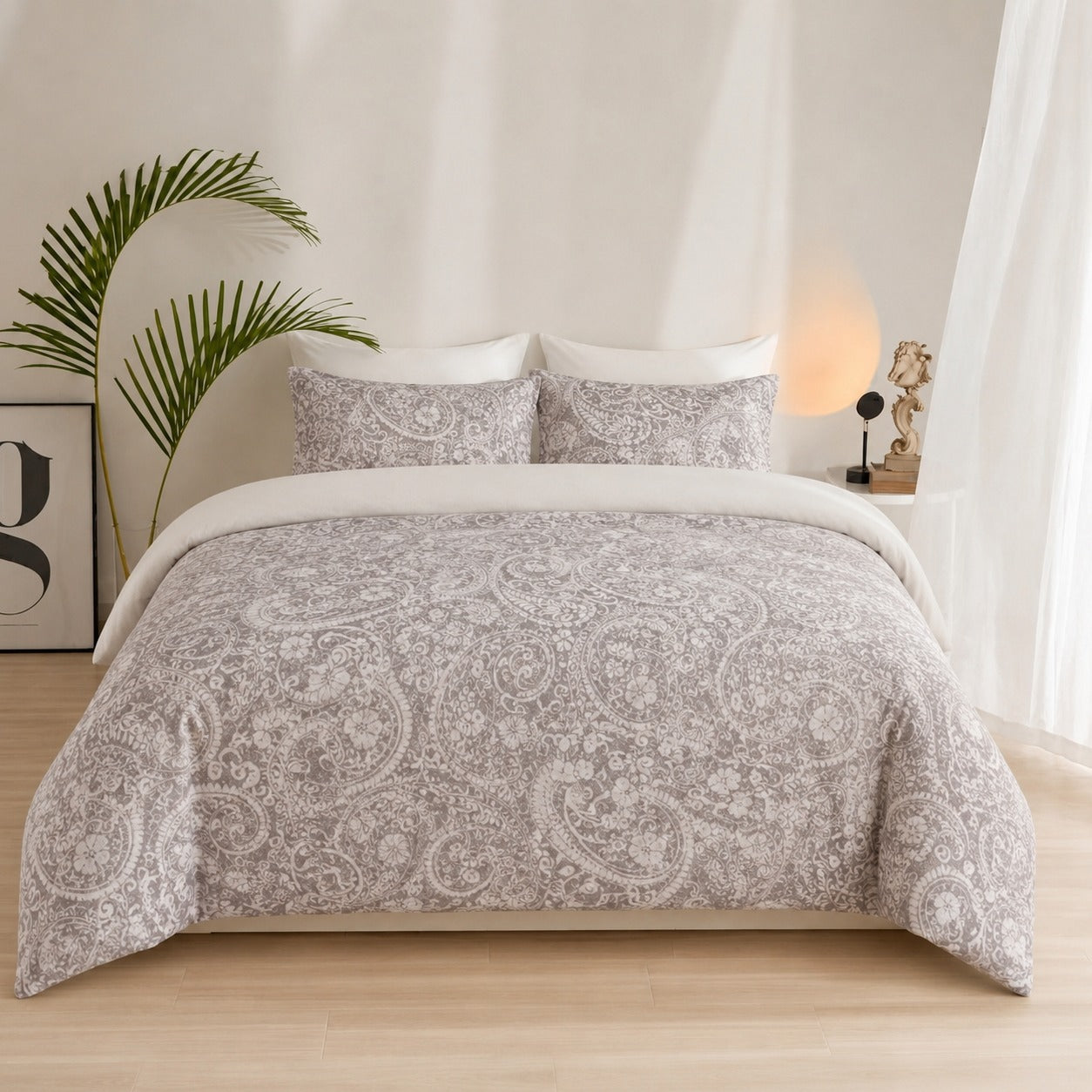 Akira Bedding Gift Set