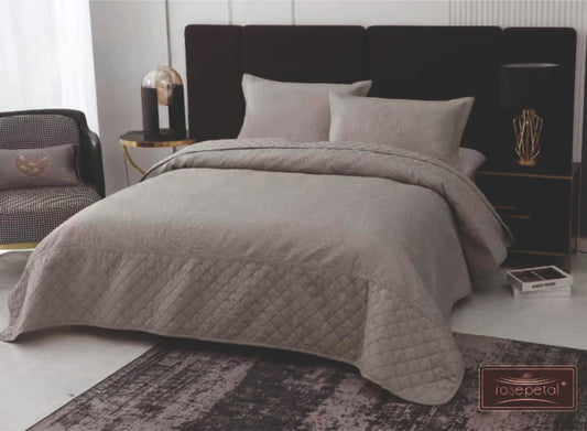 Benita Bedcover